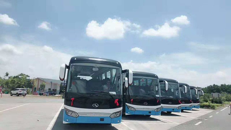 成都租大巴車(chē)