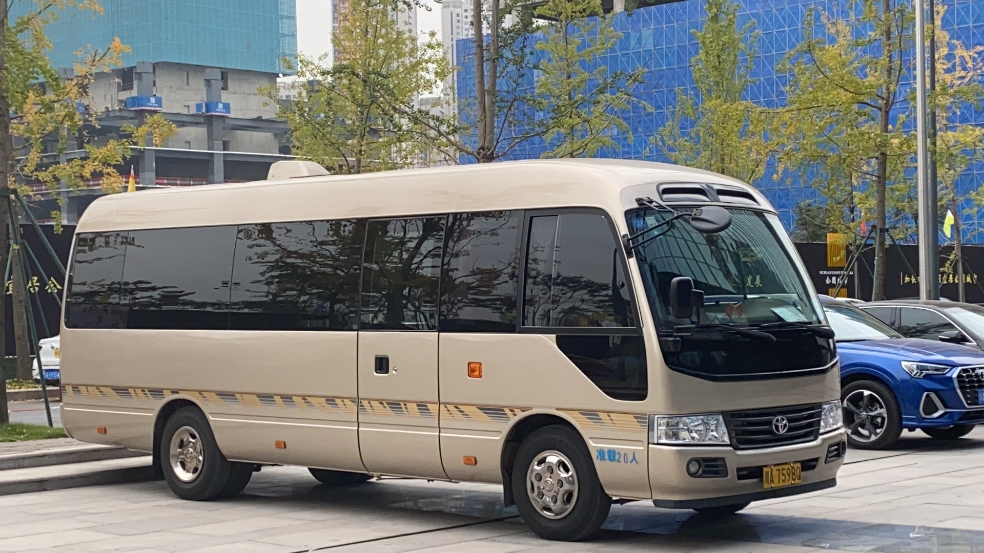 成都租車公司 成都租車公司