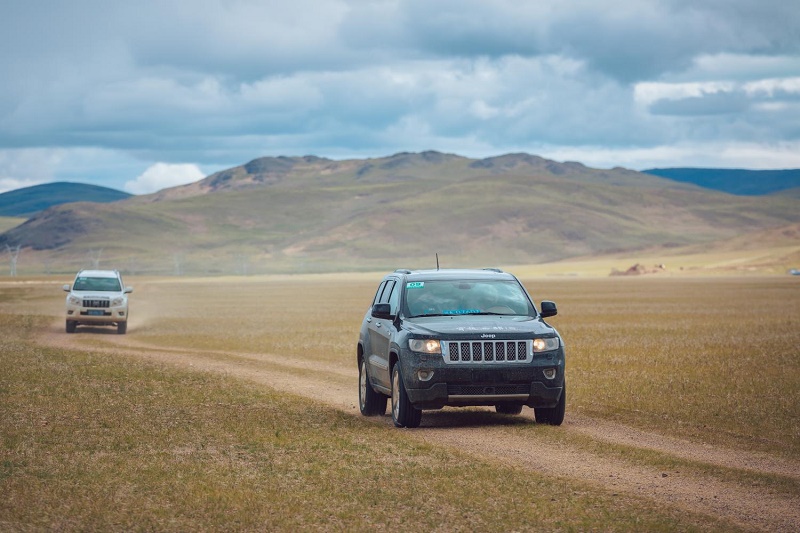 成都租車自駕318路上，請(qǐng)拒絕搭便車的人