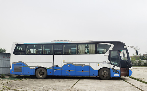 成都企業(yè)班車租賃 成都企業(yè)班車租賃