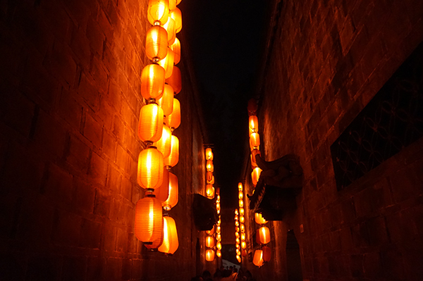 成都包車旅游 成都包車旅游