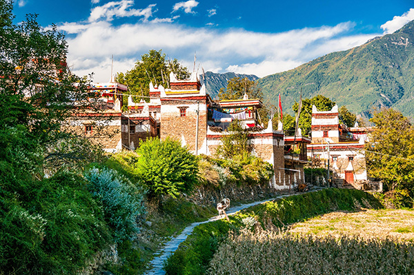 成都租車(chē)自駕丹巴 成都租車(chē)自駕丹巴