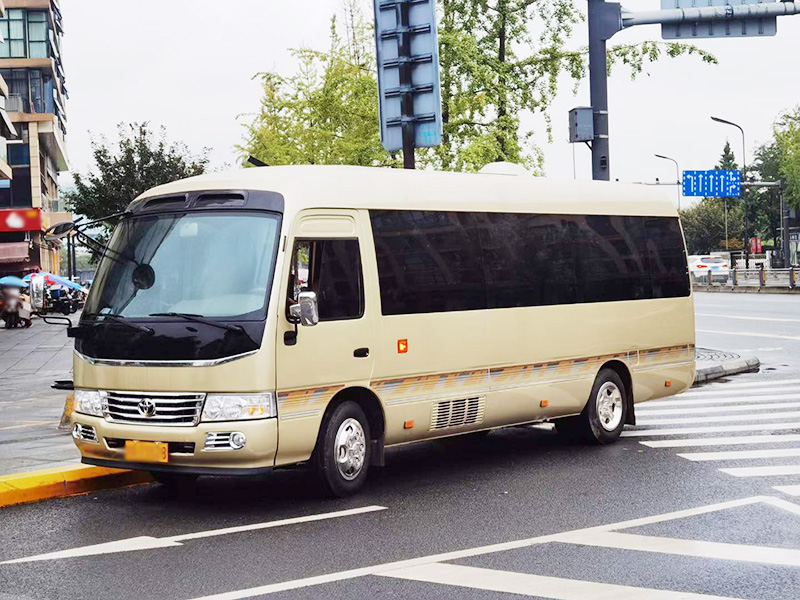 成都考斯特租車公司 成都考斯特租車公司